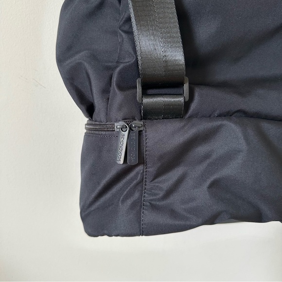 NWT Beyond Yoga Convertible Black Backpack Gym Bag - Picture 6 of 13